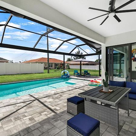 Perfect Oasis Retreat ! 2023 Luxury Built Home, Heated Pool And Games Cape Coral Exterior photo