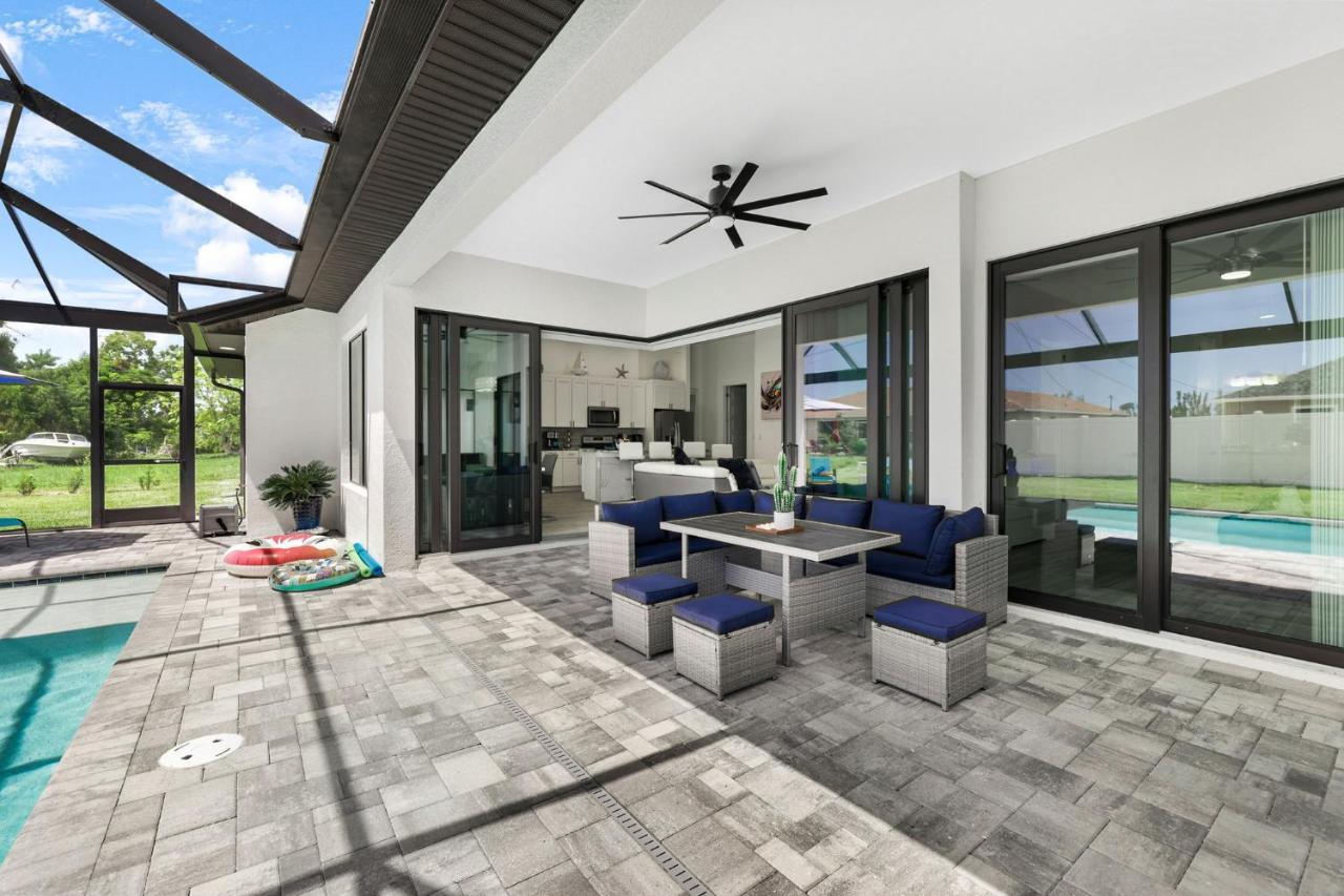 Perfect Oasis Retreat ! 2023 Luxury Built Home, Heated Pool And Games Cape Coral Exterior photo